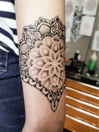 Nero Tattoo Shop Tatouage Cesson Sevigne Nero 3 02 5 Nero Tattoo Shop Tatouage Cesson Sevigne Nero 3 02 5