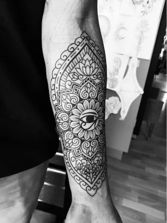 Nero Tattoo Shop Tatouage Cesson Sevigne Nero 4 01 Nero Tattoo Shop Tatouage Cesson Sevigne Nero 4 01