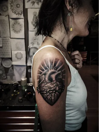 Nero Tattoo Shop Tatouage Cesson Sevigne Nero 5 04 Nero Tattoo Shop Tatouage Cesson Sevigne Nero 5 04